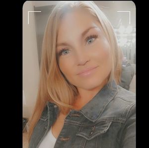 Meet your Posher, Laurel